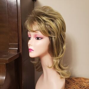 Stylish Blonde Wig for Women